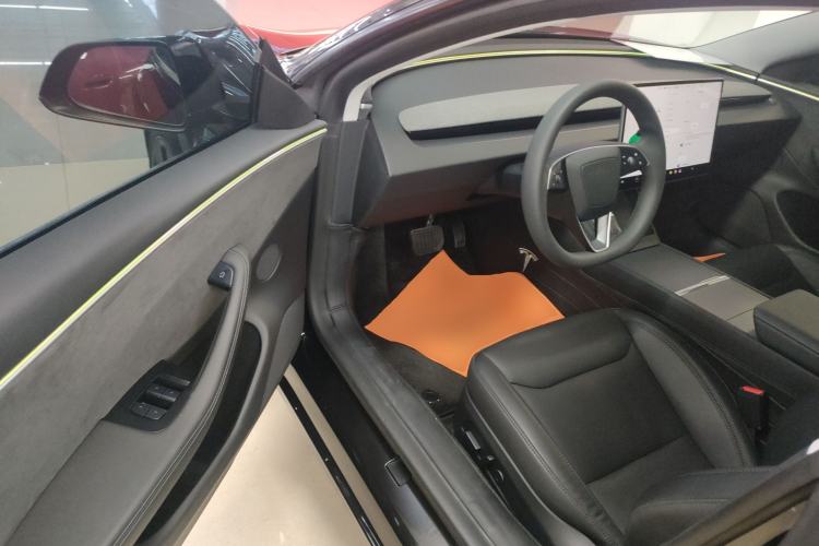 Used Tesla Model 3 2023 Long-Range All-Wheel-Drive Version
