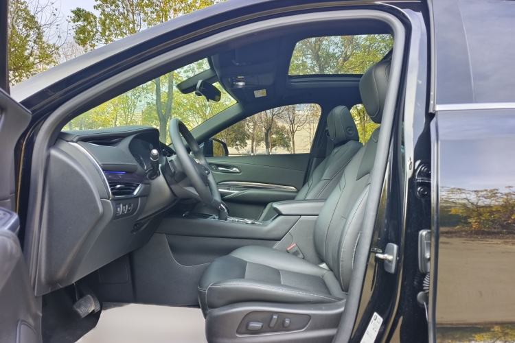 Used Cadillac XT4 2021 28T Two-Wheel Drive Tech Edition
