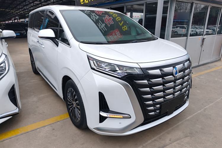 Used Denza D9 2022 DM-i 970 Four-Wheel Drive Prestige Model