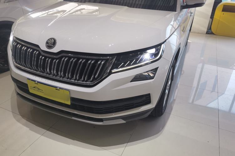 Used Skoda Kodiaq 2018 Facelifted TSI330 5-Seater Two-Wheel-Drive Luxury Enjoyment Edition
