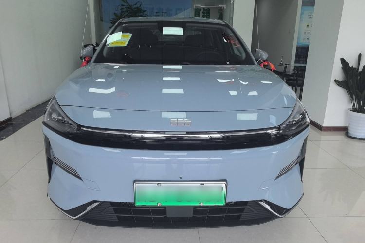 Used  L6 2024 125km PLUS Dragon Edition
