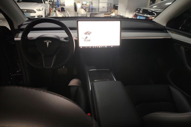 Used Tesla Model Y 2024 Rear-Wheel-Drive Version