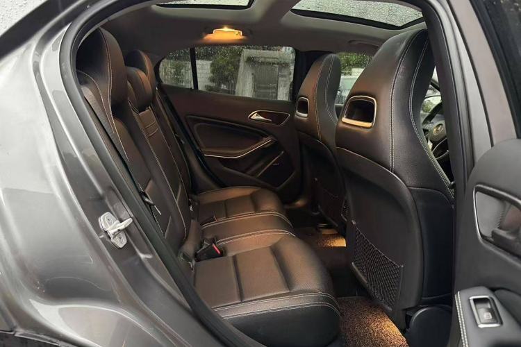 Used Mercedes-Benz GLA 2016 GLA 220 4MATIC Luxury Model
