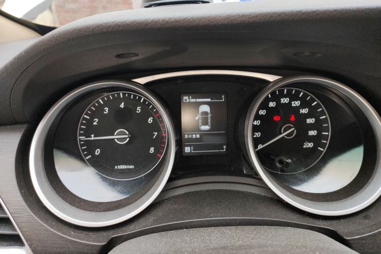 Used Baojun 730 2016 1.5L Manual Standard Version 7 Seats
