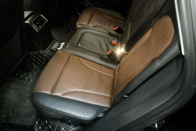 Used Audi Q5 2017 40 TFSI Comfort Model
