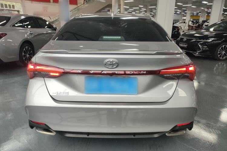 Used Toyota Avalon 2022 2.0L XLE Premium Edition