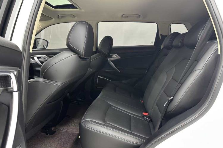 Used Geely Auto Emgrand X7 Sport 2021 Million Edition 1.8TD DCT Two-Wheel Drive Comfort Model
