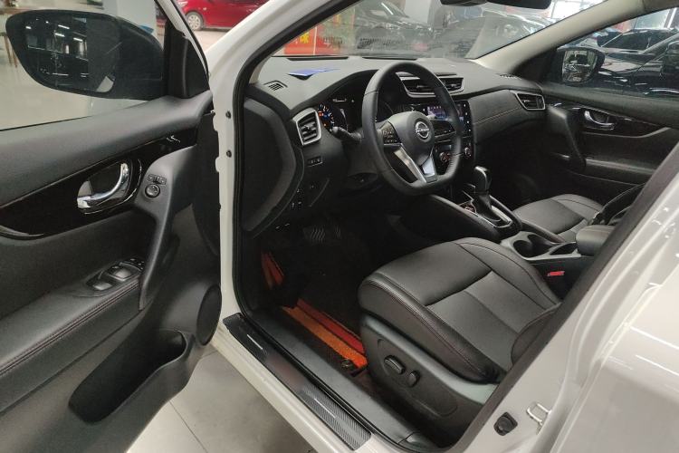 Used Nissan Qashqai 2023 Classic 2.0L CVT XV+ Leading Edition
