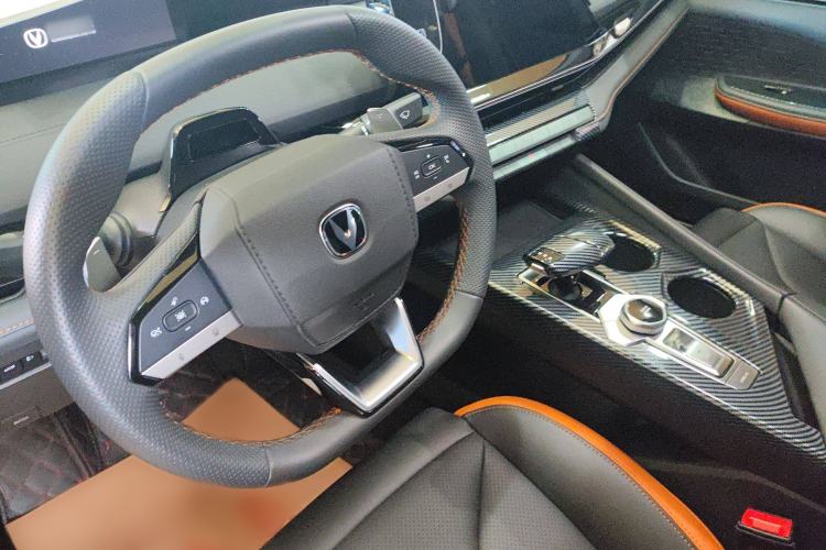 Used Changan UNI-V 2023 1.5T Prestige Model
