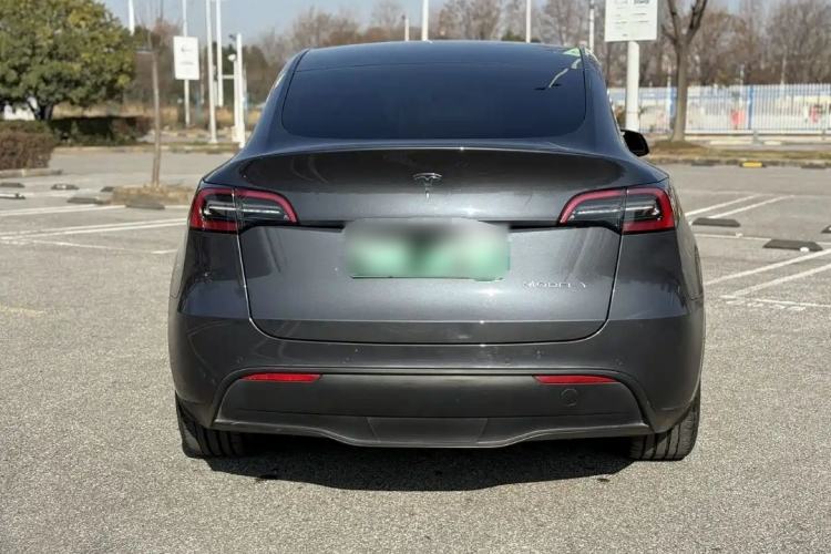 Used Tesla Model Y 2021 Standard Range Rear-Wheel Drive Version
