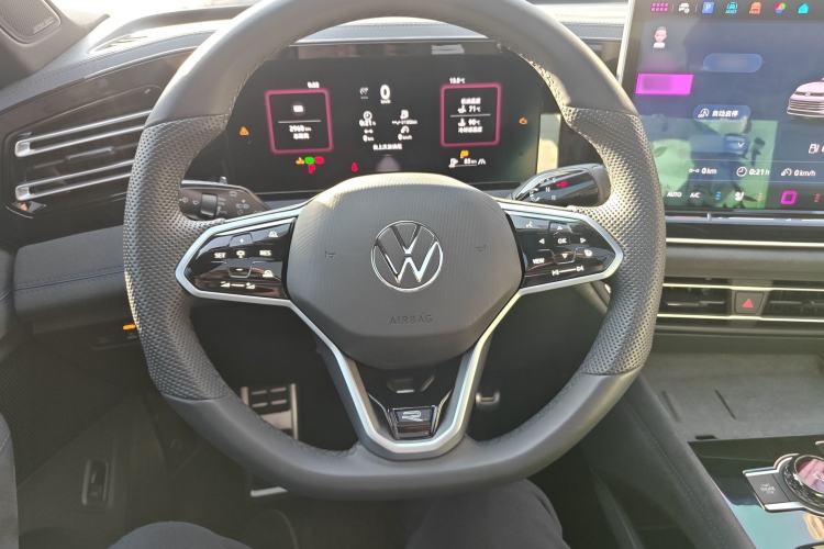 Used Volkswagen Tiguan L 2024 PRO 380TSI Four-Wheel Drive R-Line Prestige Edition
