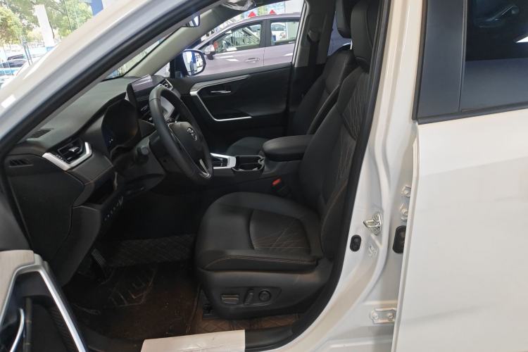 Used Toyota RAV4 2024 2.0L CVT Two-Wheel Drive Fashion Plus Edition