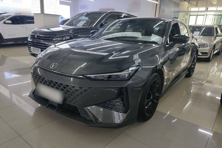 Used Changan UNI-V 2024 1.5T Prestige Edition
