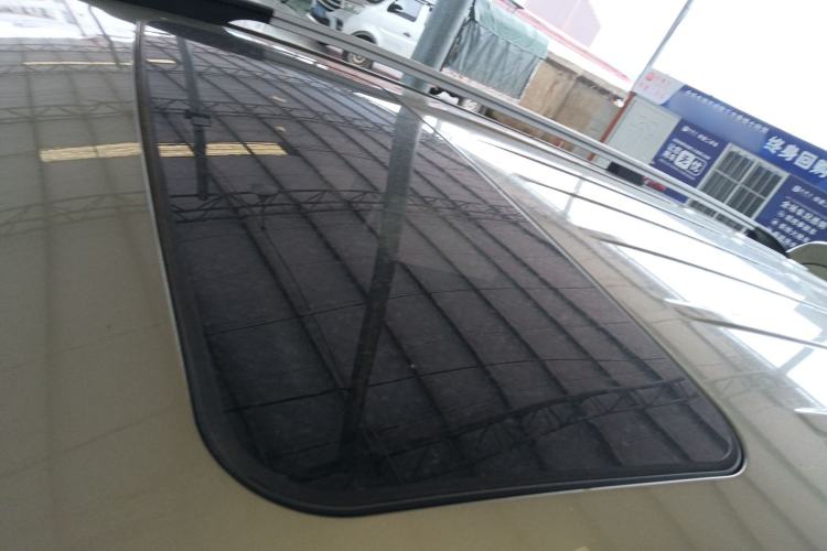 Used Baojun 730 2014 1.5L manual luxury trim 7 seats
