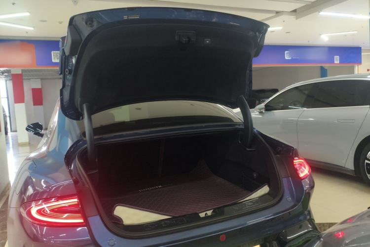 Used Xiaomi Auto SU7 2024 Rear-Drive Ultra-Long Range Advanced Pro-Level Intelligent Driving Version
