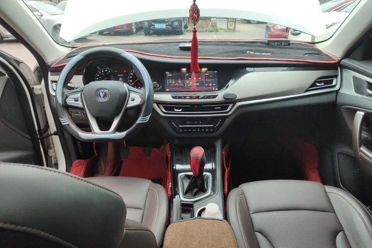 Used Changan CS35PLUS 2018 1.6L Manual Changlian Edition China V Standard
