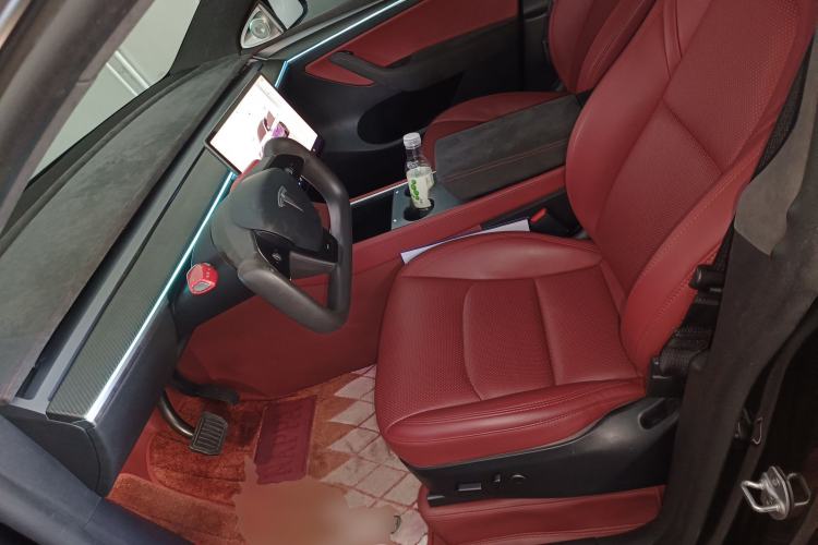 Used Tesla Model Y 2024 Rear-Wheel-Drive Version
