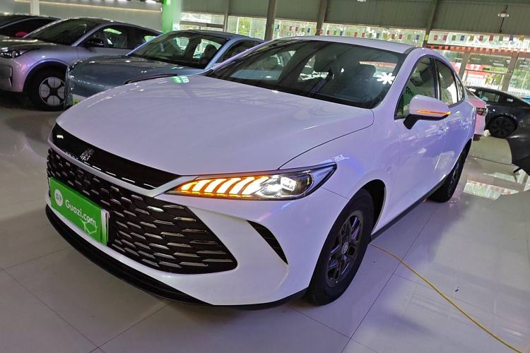 Used BYD Qin PLUS 2025 DM-i Smart Drive 55KM Leading Model
