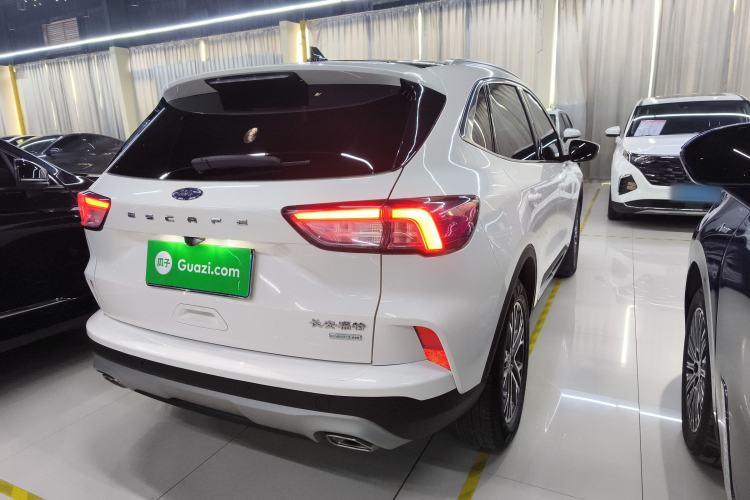 Used Ford Escape 2020 EcoBoost 245 Two-Wheel-Drive Titanium Edition