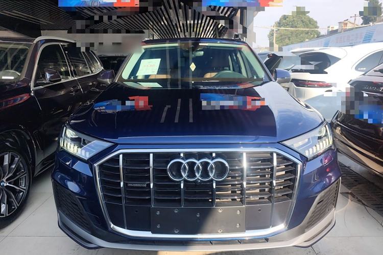 Used Audi Q7 2021 45 TFSI quattro S line Sport model
