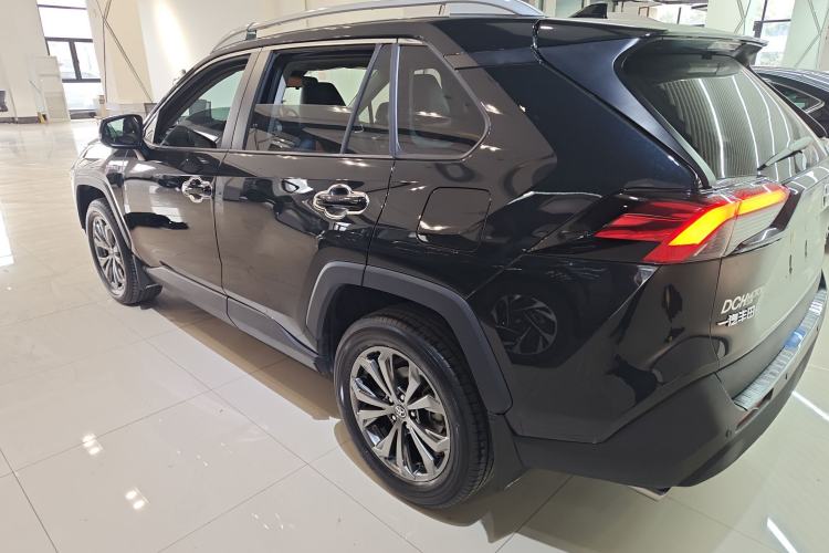 Used Toyota RAV4 2023 Dual-Motor 2.5L E-CVT Two-Wheel Drive Elite Edition
