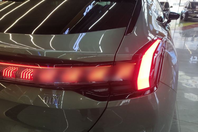 Used Zeekr 001 2024 YOU Edition 100 kWh All-Wheel Drive
