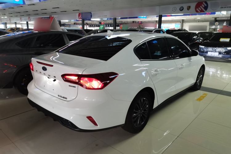 Used Ford Focus 2022 Sedan EcoBoost 180 Automatic Performance Edition
