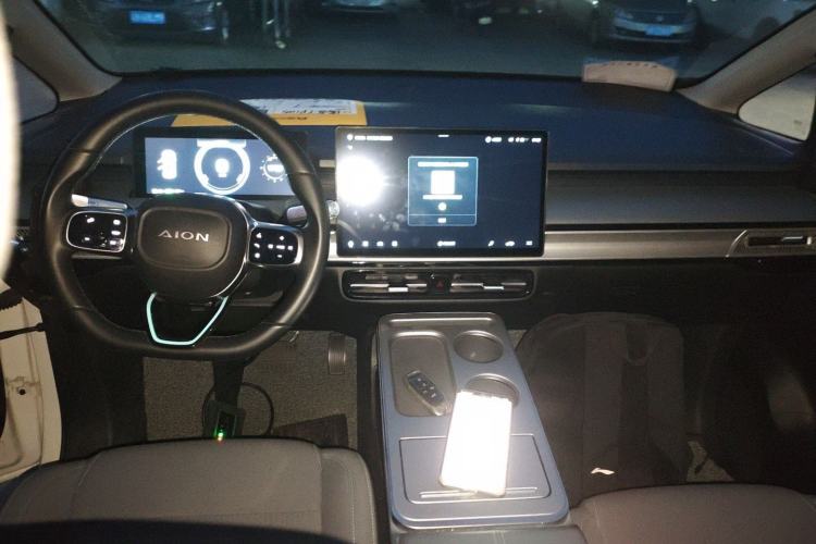 Used AION Y 2023 Younger