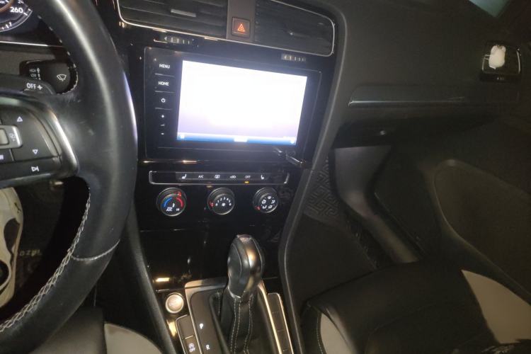 Used Volkswagen Golf 2020 280TSI DSG R-Line Version
