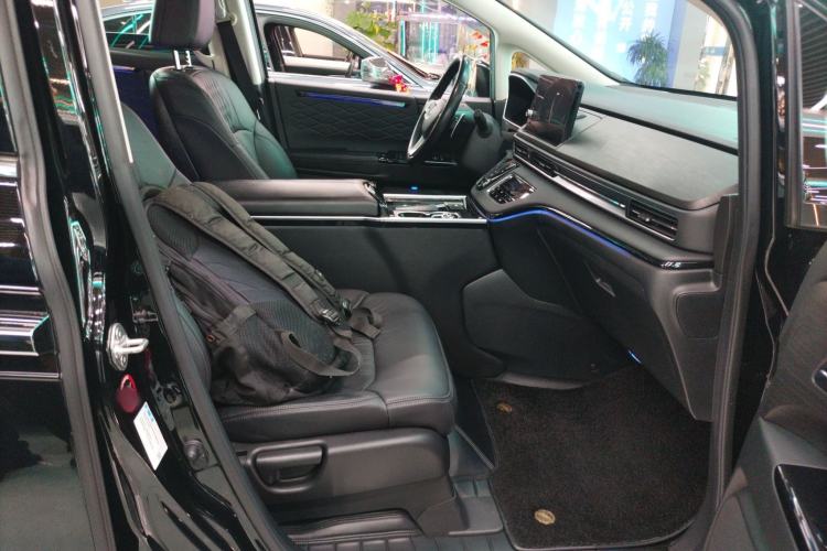 Used Honda Elysion 2022 2.0L eHEV Luxury First Edition
