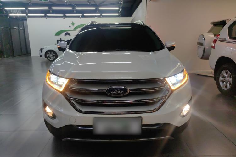 Used Ford Edge 2016 EcoBoost 245 Two-Wheel-Drive Titanium 7-Seater
