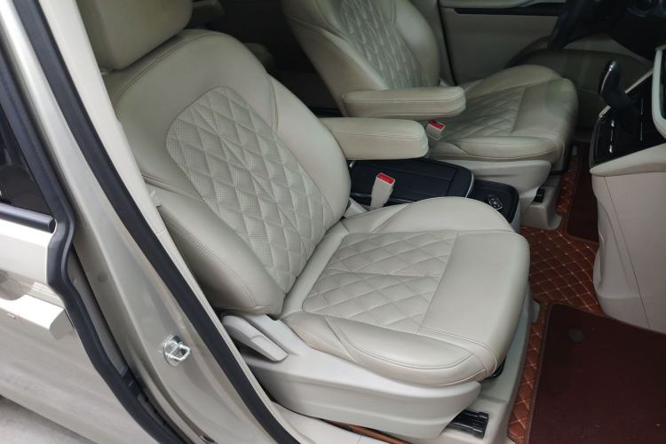 Used Buick GL8 2023 ES Lu Zun Comfort Model
