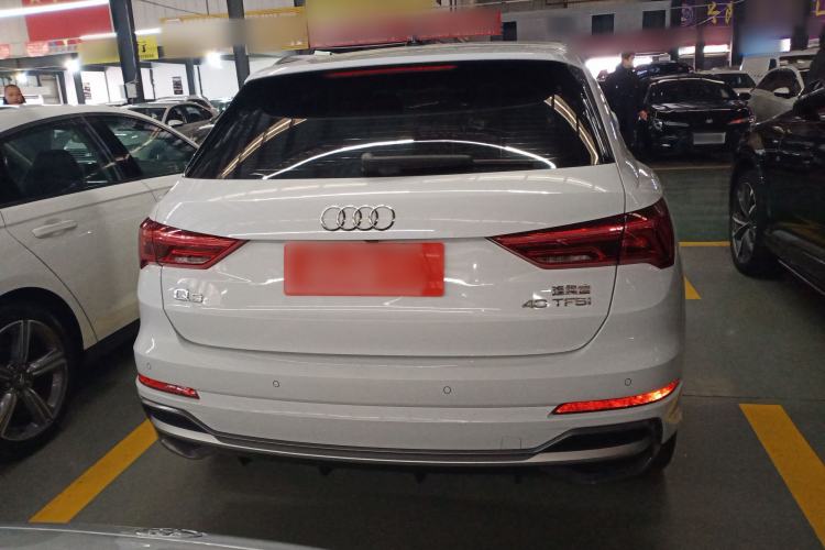 Used Audi Q3 2023 Updated 40 TFSI Fashionable and Dynamic Version
