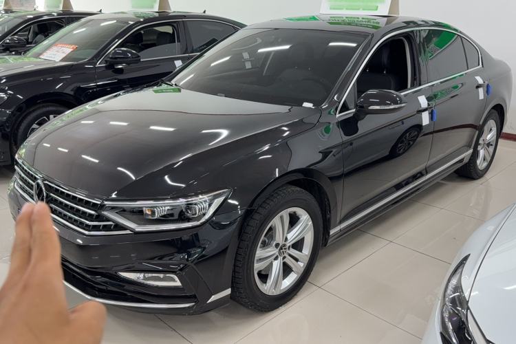 Used Volkswagen Magotan 2023 2 Million Units Limited-Edition 280TSI DSG Comfort Version
