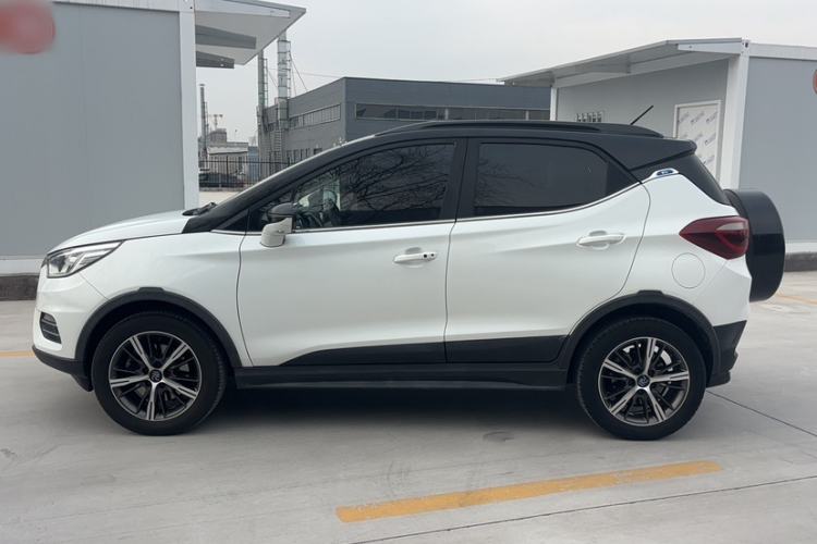 Used BYD Yuan New Energy 2018 EV360 Smart Connected Cool Model