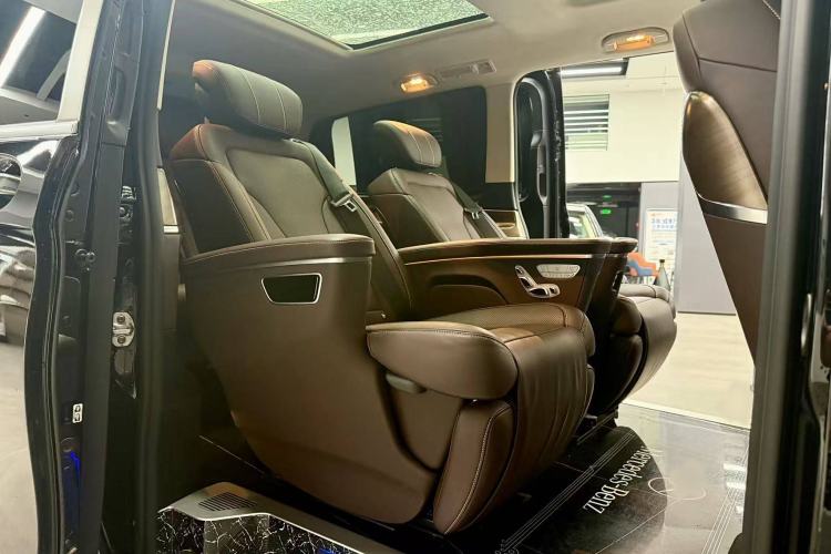 Used Mercedes-Benz V-Class 2022 V 260 L Long-wheelbase Luxury Edition
