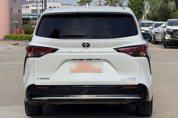 Used Toyota Sienna 2024 2.5L Hybrid Four-Wheel Drive Prestige Edition
