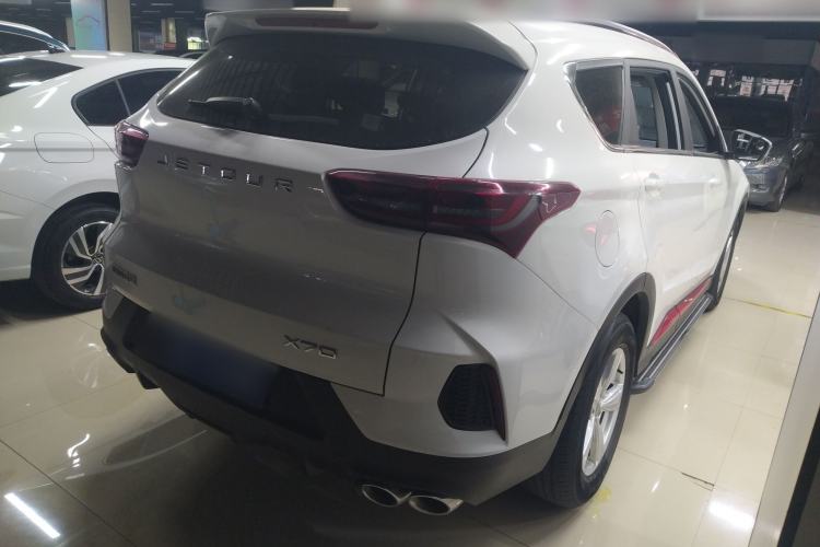 Used JETOUR X70 2023 1.5T Manual Overdrive Version 5 Seats
