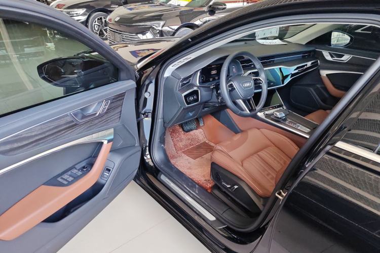 Used Audi A6L 2023 Revised 45 TFSI quattro Prestige Elegant Edition
