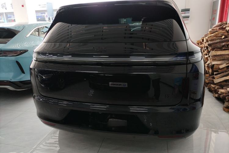 Used Li Auto L7 2023 Pro Model
