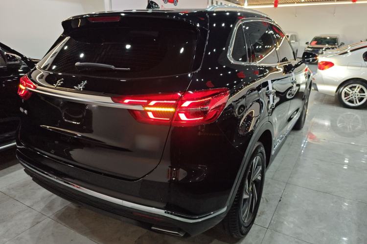Used Hongqi HS5 2022 Revised Version 2.0T Smart Connect Flagship Edition
