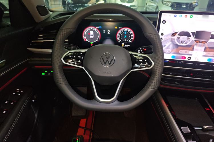 Used Volkswagen Passat 2025 Pro 380TSI Dragon Edition
