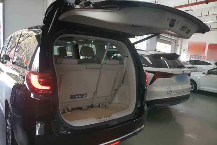 Used GAC Trumpchi M8 2018 320T Luxury Edition
