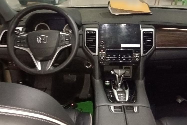 Used Honda UR-V 2017 240TURBO Two-Wheel Drive Luxury Edition China V
