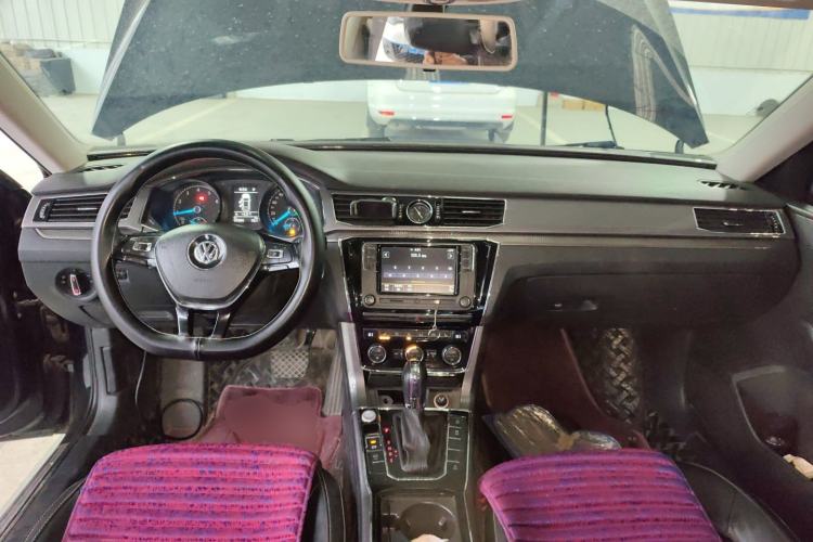 Used Volkswagen Passat 2016 330TSI DSG Luxury Edition
