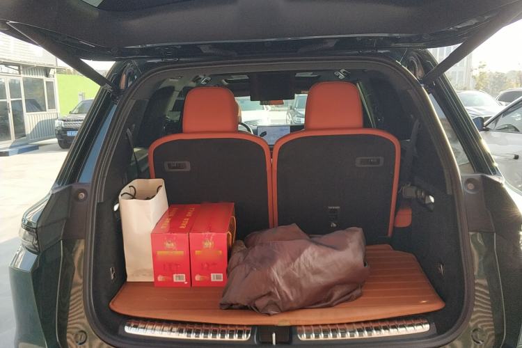 Used Li Auto L9 2022 Max model
