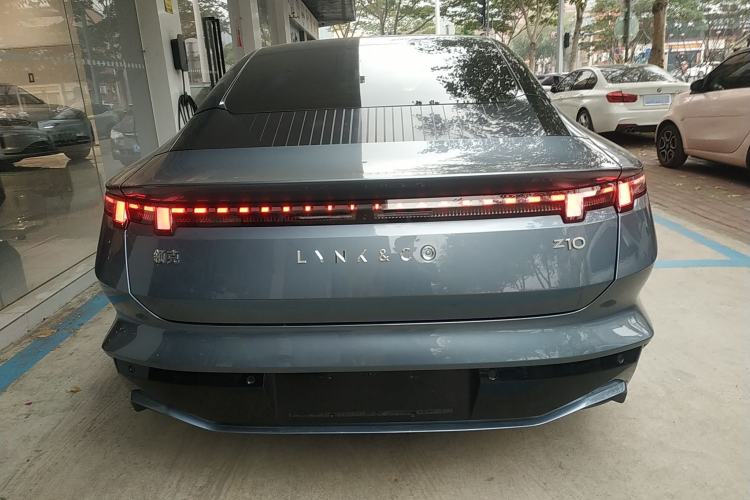 Used Lynk & Co Z10 2025 95 kWh 702 km All-Wheel Drive Intelligent Driving Ultra
