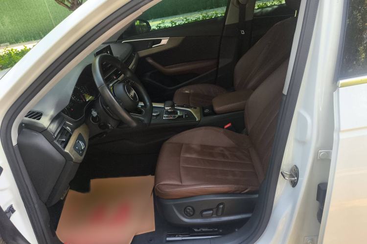 Used Audi A4L 2018 30th Anniversary Edition 45 TFSI quattro Individual Sport Edition
