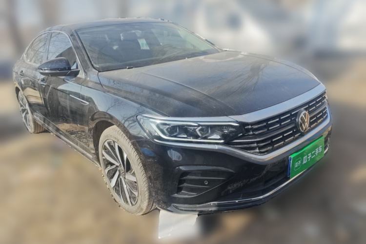 Used Volkswagen Passat 2023 380TSI Luxury Edition
