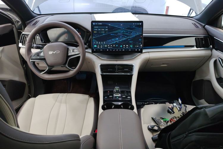 Used BYD Song PLUS New Energy 2025 EV Intelligent Driving Version 520km Premium Model
